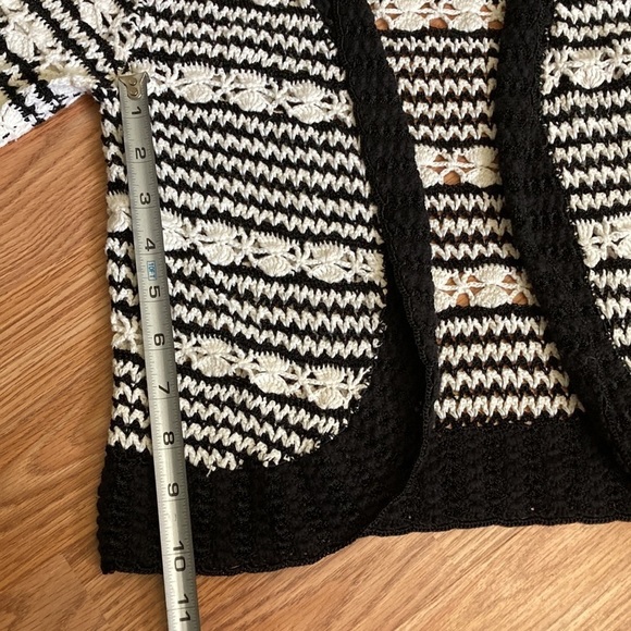 Talbots Hand Knit Cardigan - Picture 7 of 10